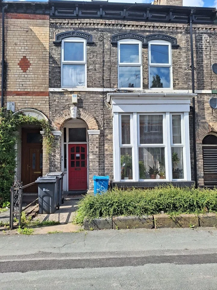 Room Park Grove in Hull