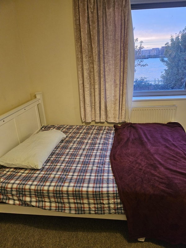 Room Tideslea Path in Greater London