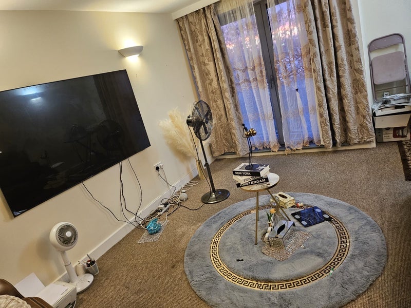 Room Tideslea Path in Greater London