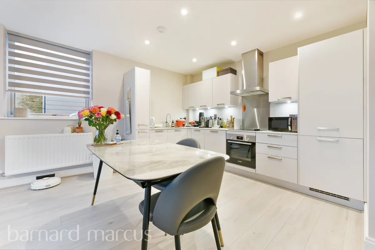 Flat Yeomanry Close in Epsom and Ewell