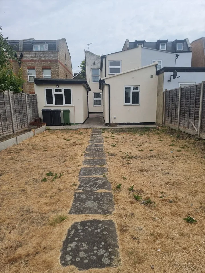 House Vicarage Road in Greater London
