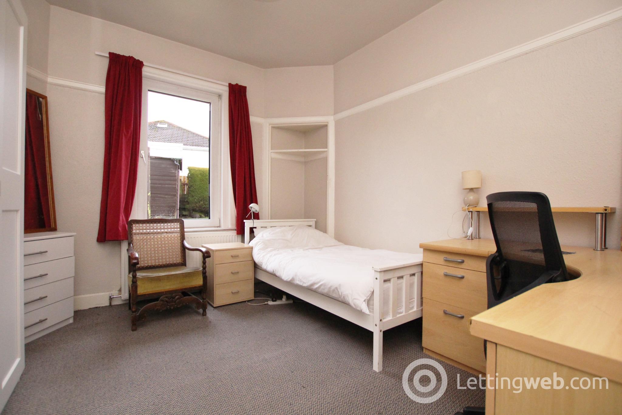 House Oronsay Crescent in Bearsden