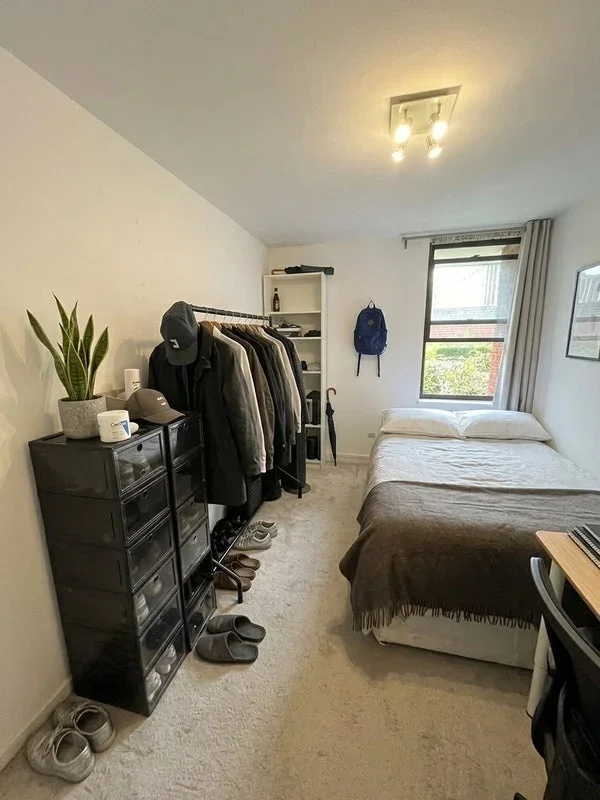 Room Vauxhall Bridge Road in City of Westminster