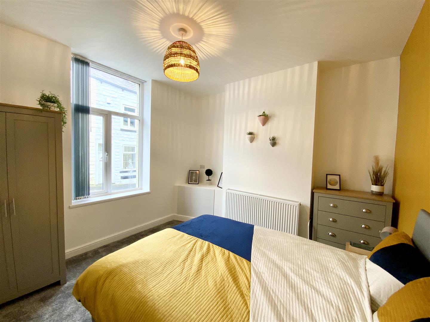 Room Herbert Street in Burnley