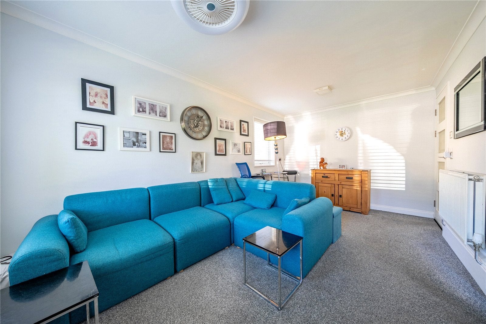 Flat Elmhurst Close in Leeds