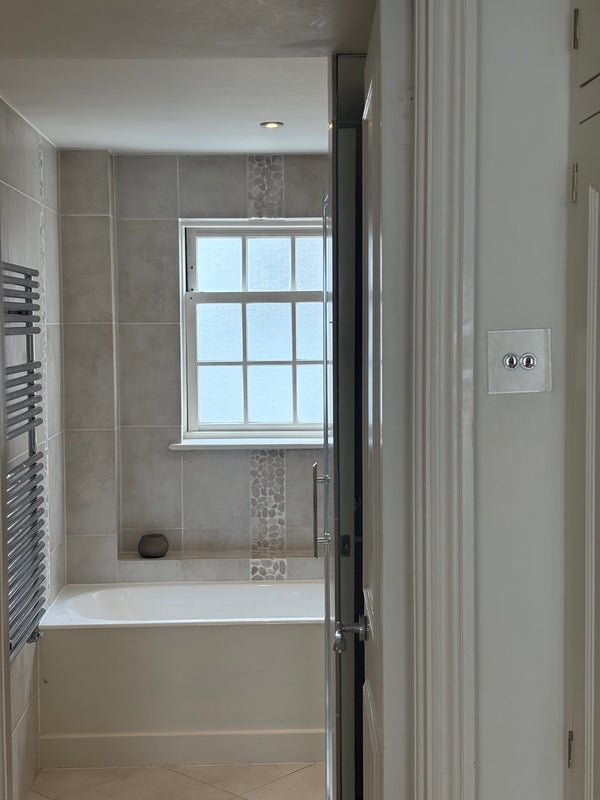 Room Godfrey Street in Greater London