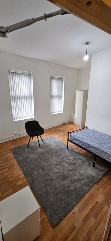 Flat Pansy Street in Liverpool