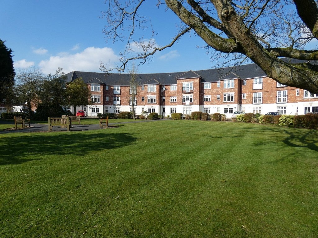 Flat Hewitt Close in South Ribble