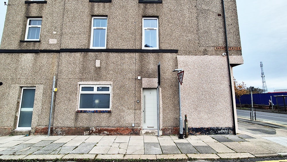 Room Marsh Street in Barrow-in-Furness