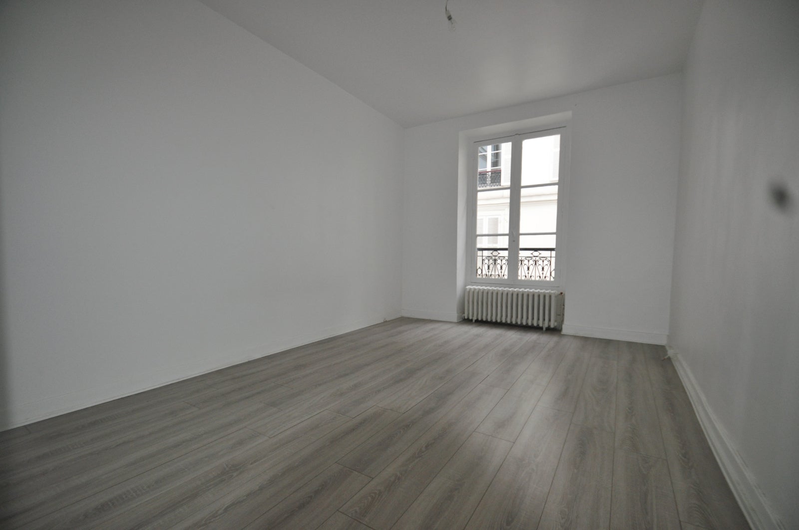 Appartement Rue de Bassano à Paris