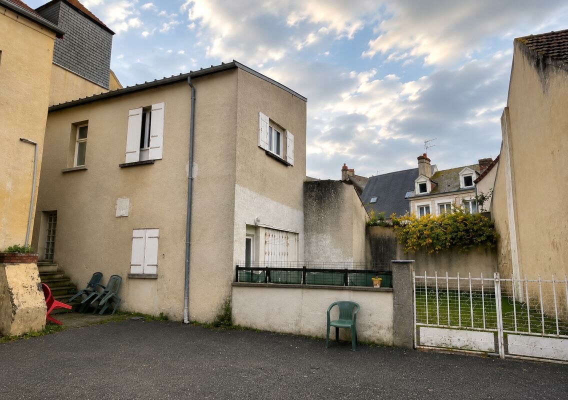 Maison Place Reine Mathilde à Falaise