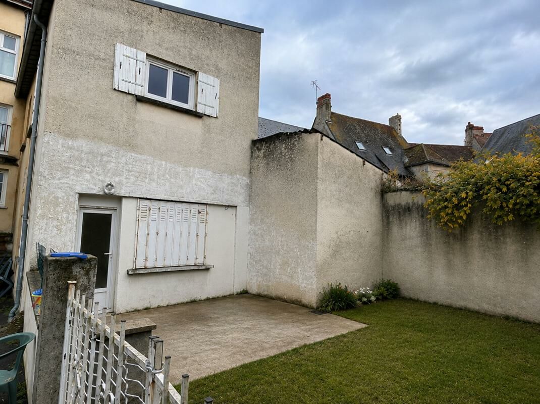 Maison Place Reine Mathilde à Falaise