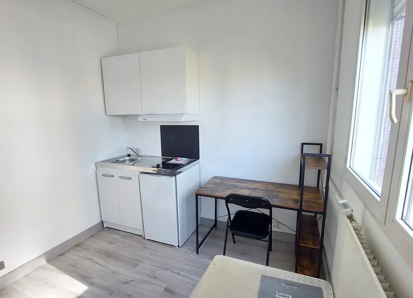 Room Rue Clément Marot in Limoges