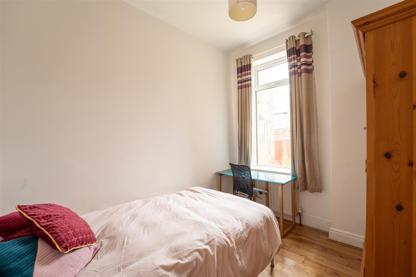 Flat Newlands Road in Newcastle upon Tyne