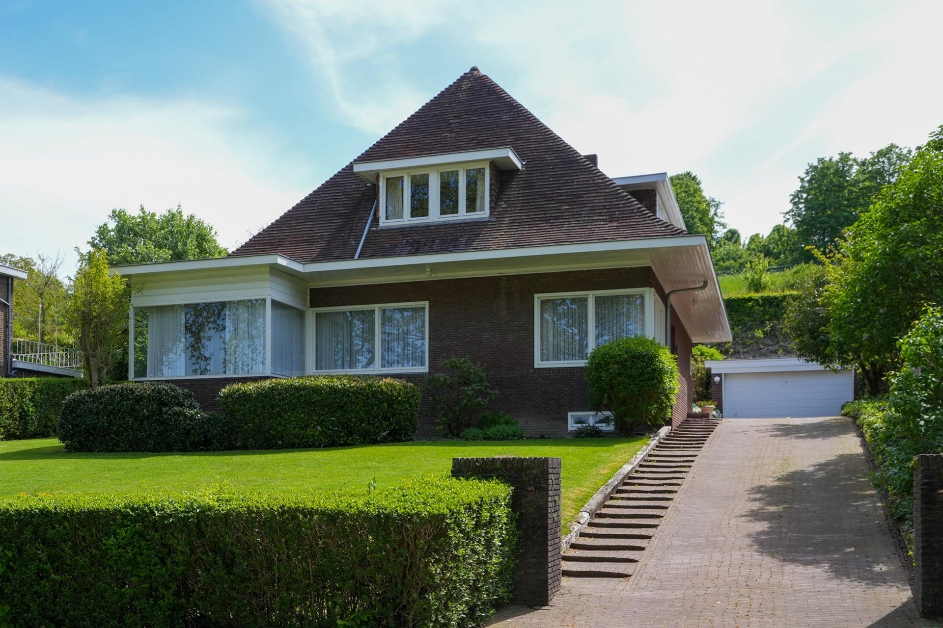 Huis Burgemeester Teheuxweg 13 in Gulpen