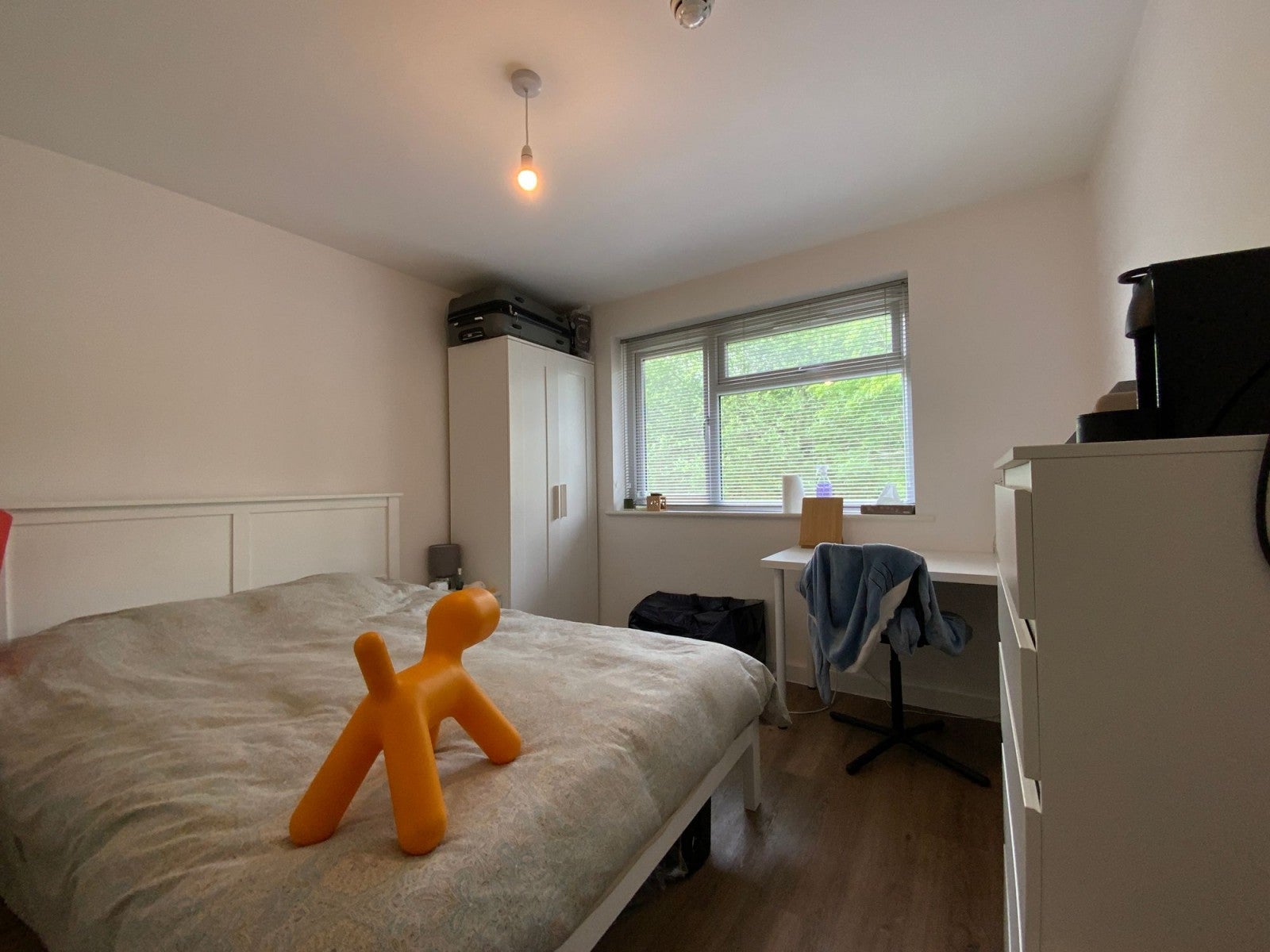 Room Hughenden Road in High Wycombe