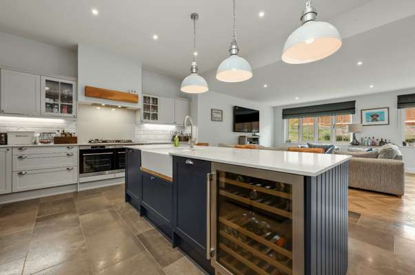 House Holme Hill in Basingstoke and Deane