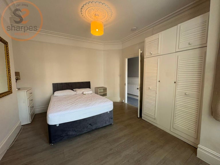 Room Cavendish Road in Greater London