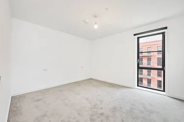 Flat New Road in London