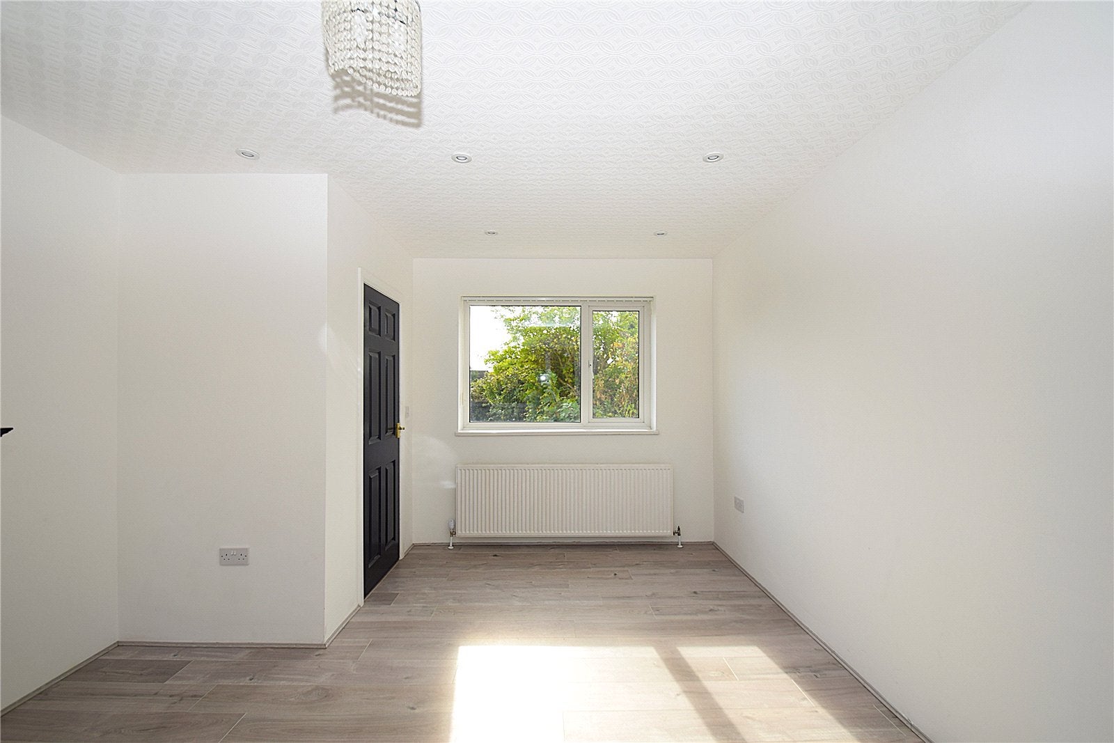 House Loders Green in Eastfield