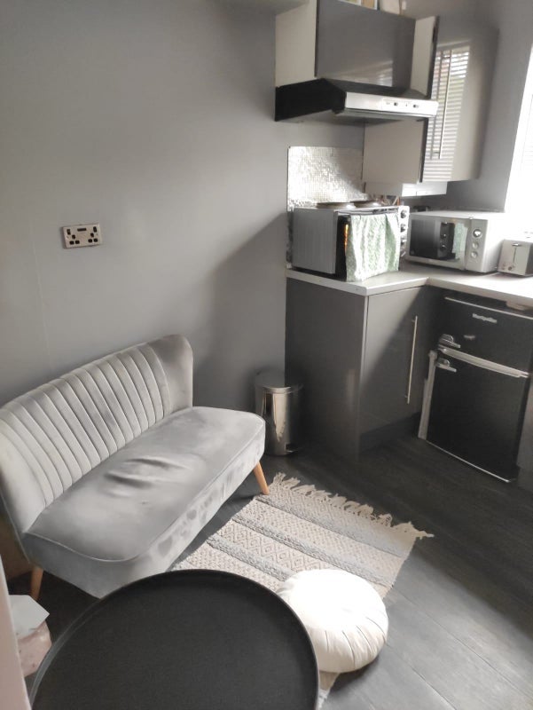 Room Babington Road in Greater London
