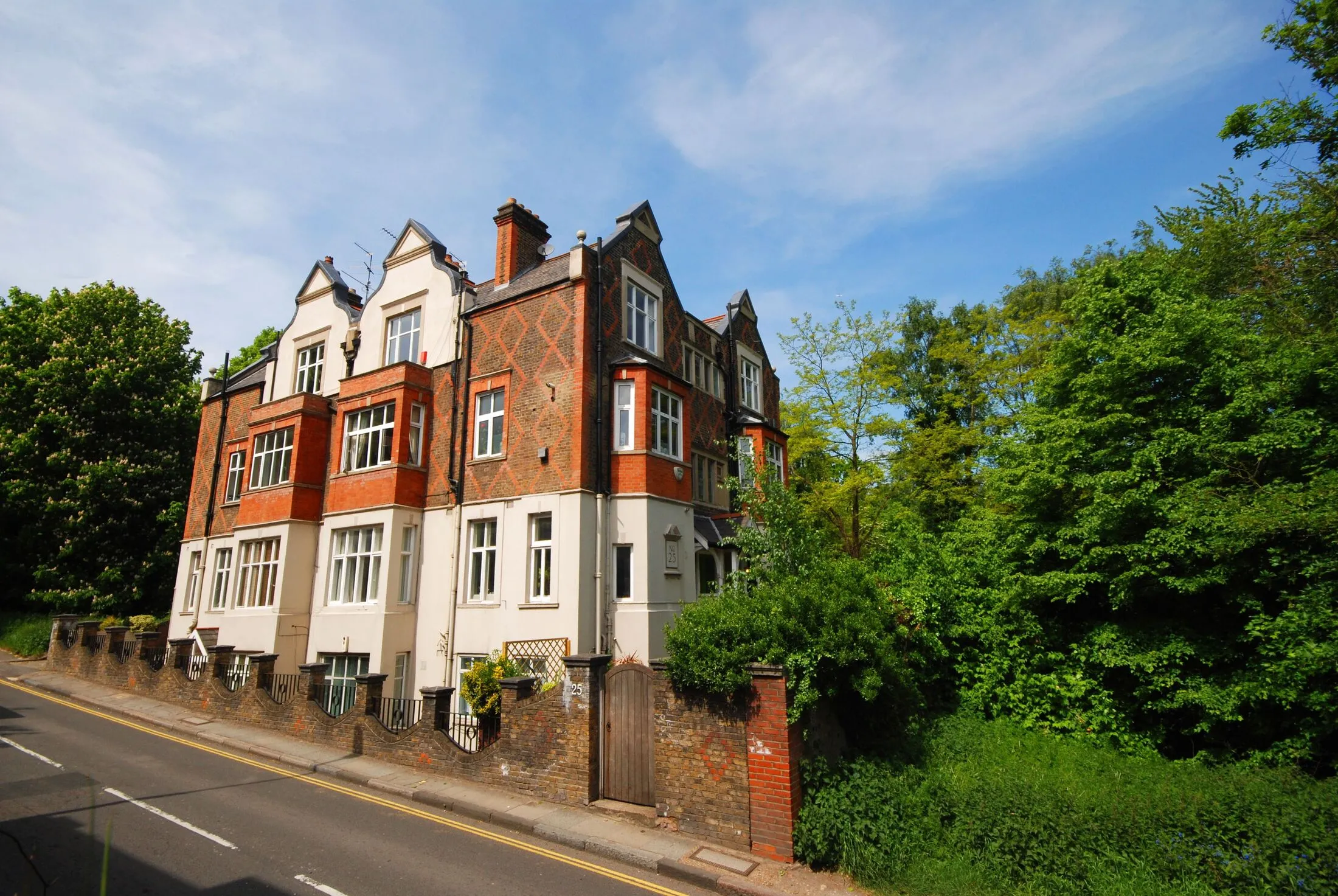 Flat East Heath Road in Greater London