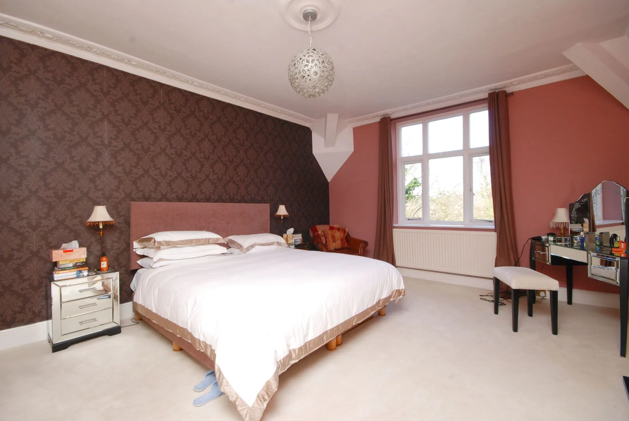 Flat East Heath Road in Greater London