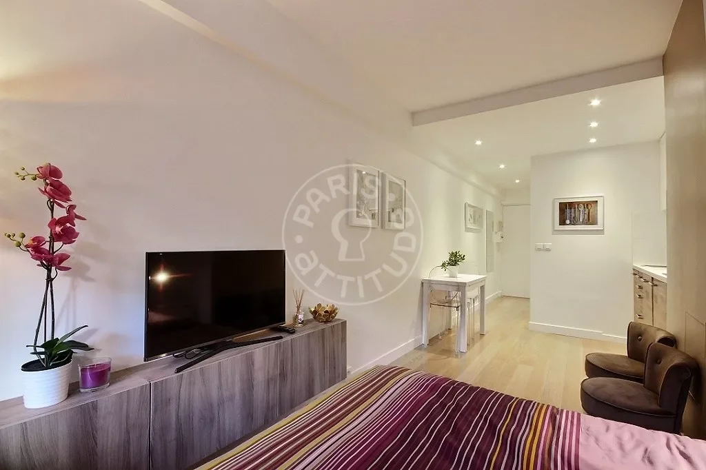 Appartement Rue du Cherche-Midi à Paris