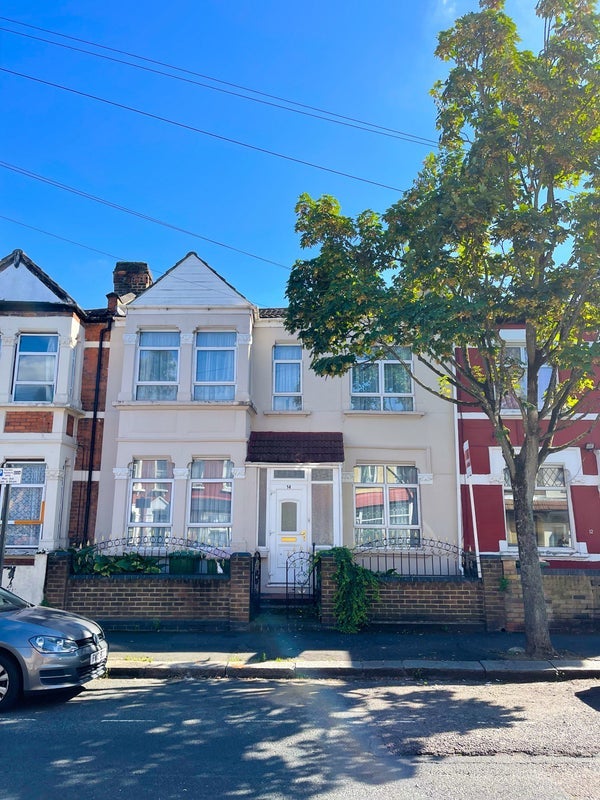 Room Westbury Terrace in Greater London