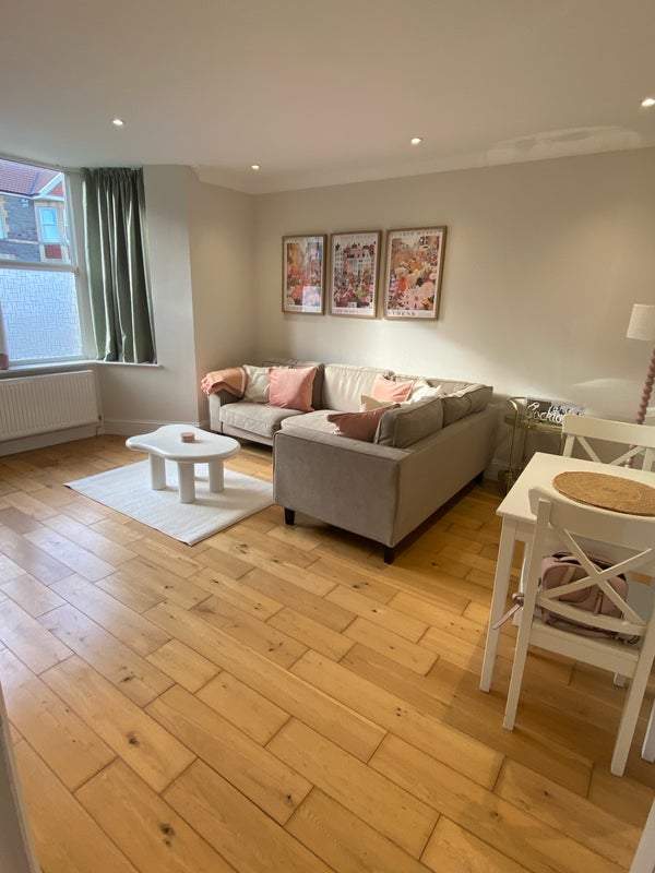 Room West View Road in Bristol
