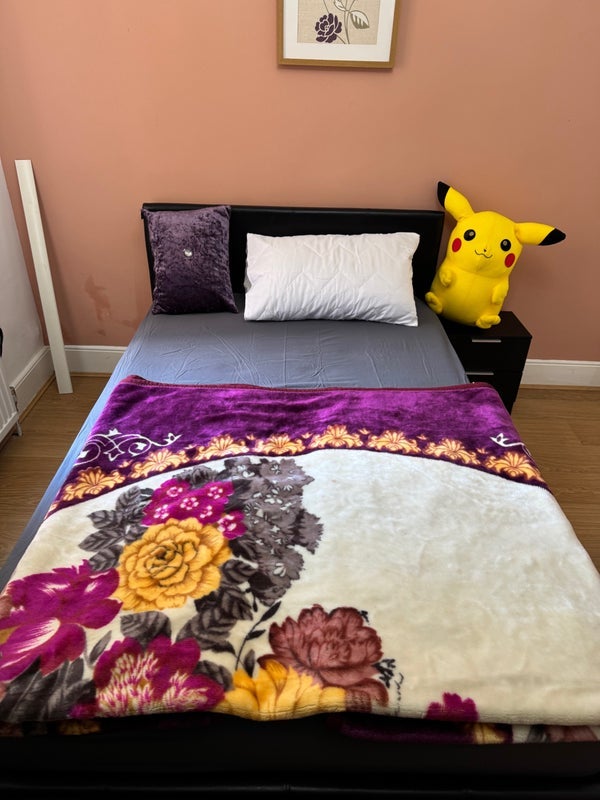 Room Dunton Road in Greater London