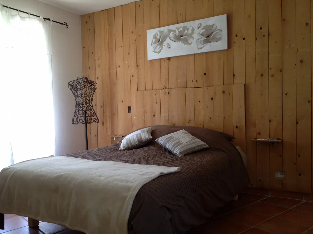 Room Route des Tours de Castillon in Paradou