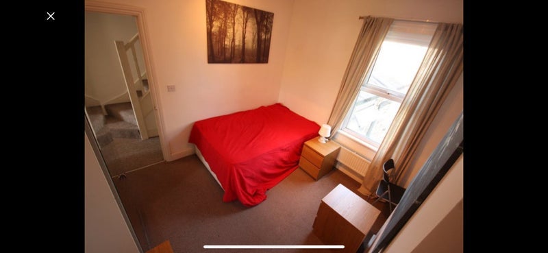 Room Gosterwood Street in Greater London