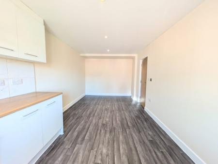 Flat Newland Street in Kettering