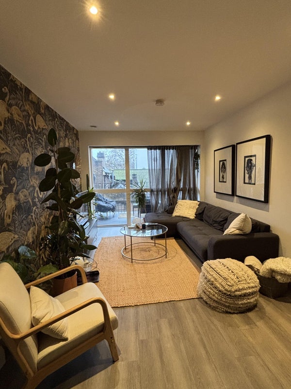 Room Mare Street in Greater London
