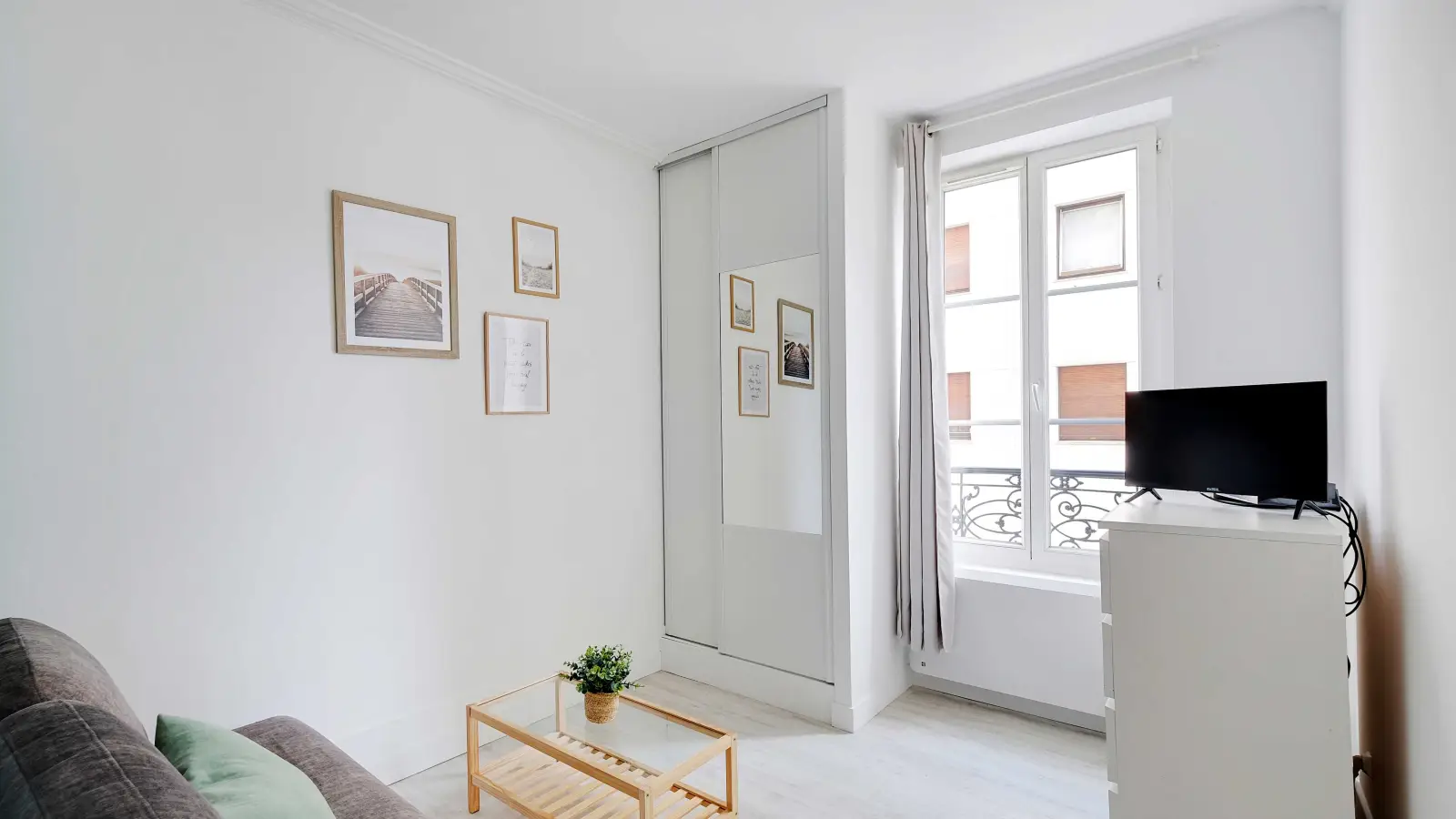 Flat Rue Étex in Paris