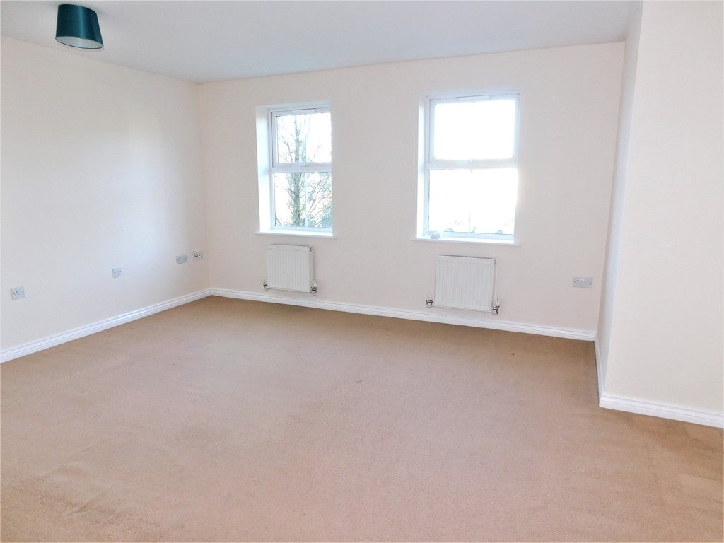 Flat Oak Crescent in North West Leicestershire