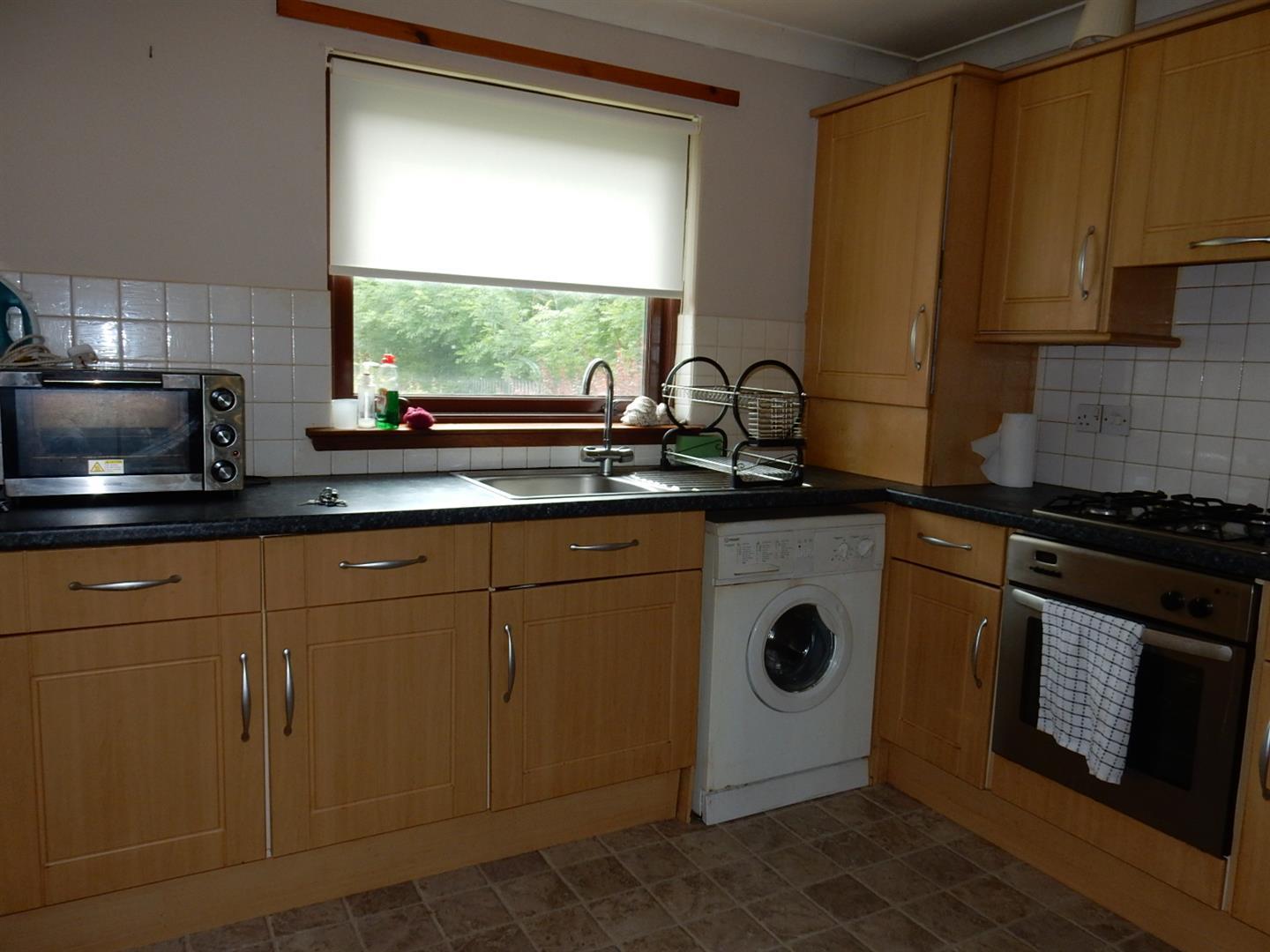 Flat Goldcrest Court in Wishaw