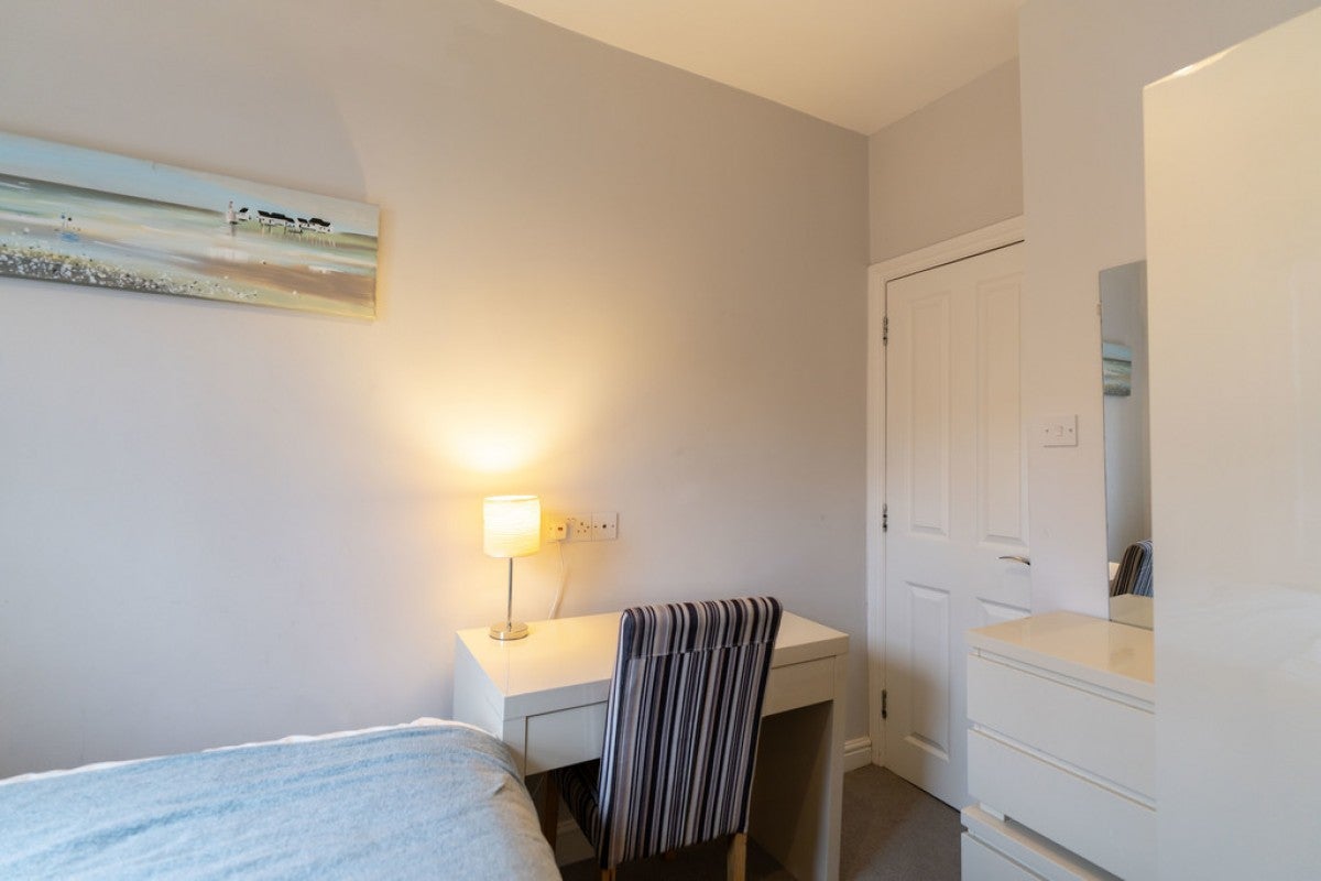 Room Franklin Street in Reading