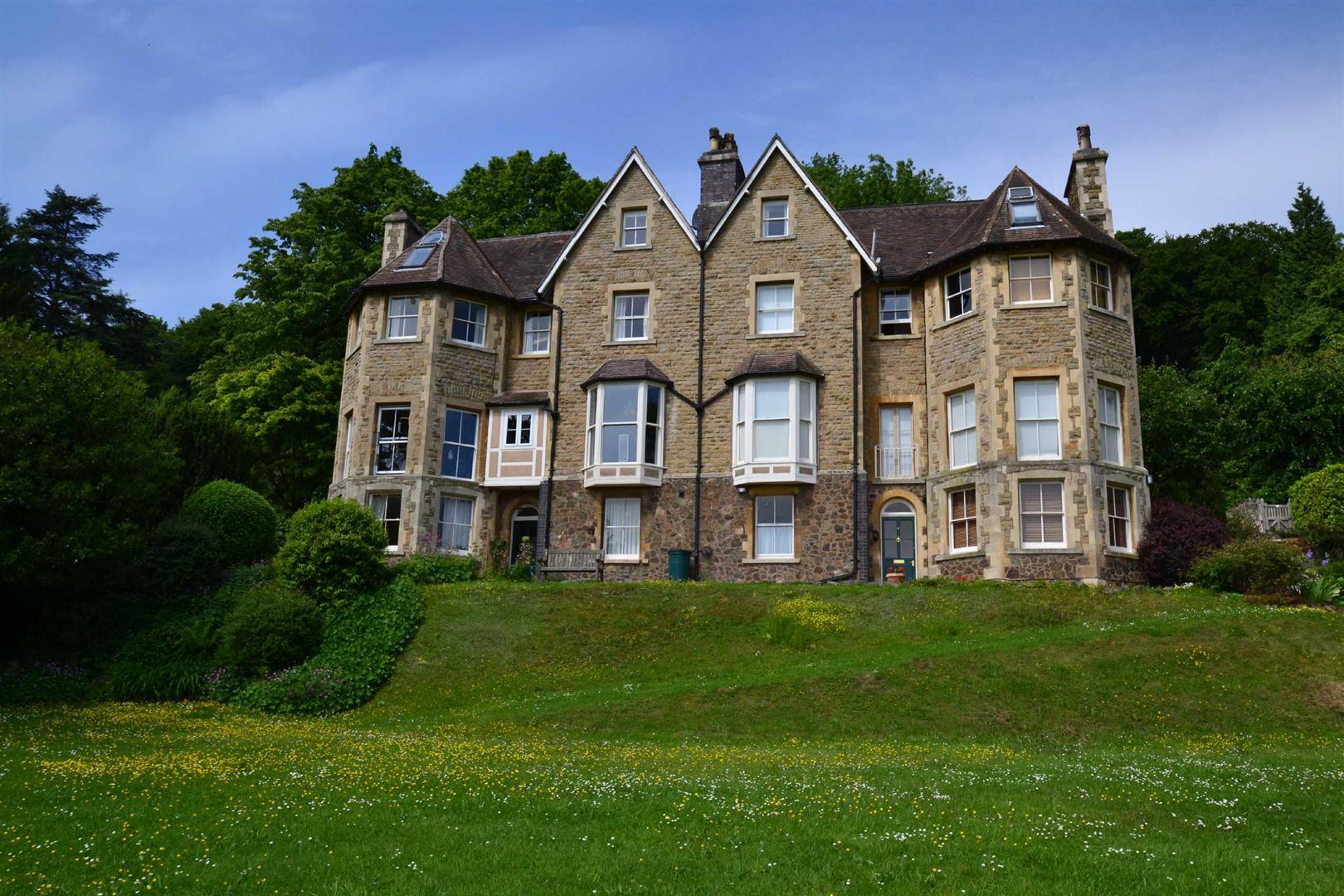 Flat Wells Road in Malvern Hills