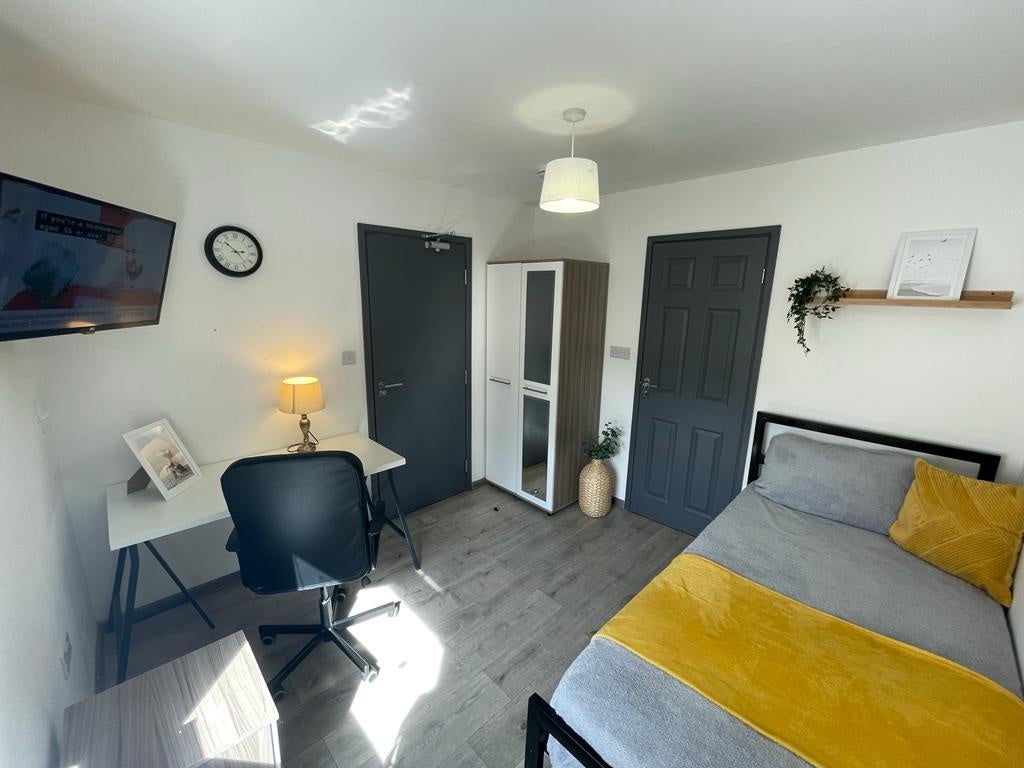 Room Frodingham Road in Scunthorpe