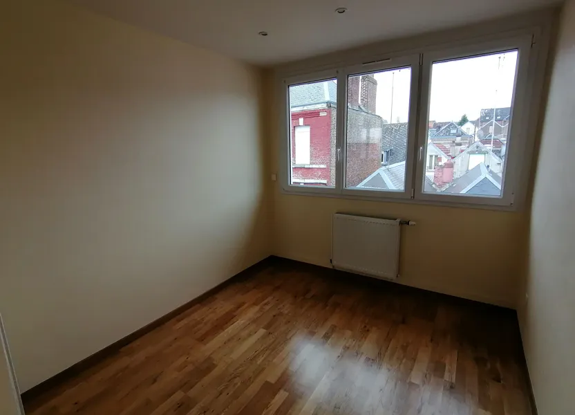 Flat Rue du Jeu de Battoir in Saint-Quentin