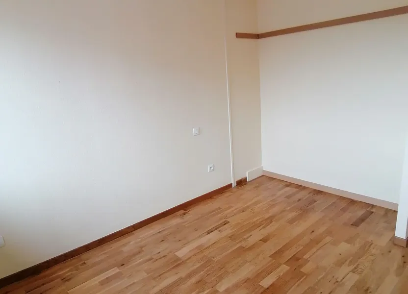 Flat Rue du Jeu de Battoir in Saint-Quentin
