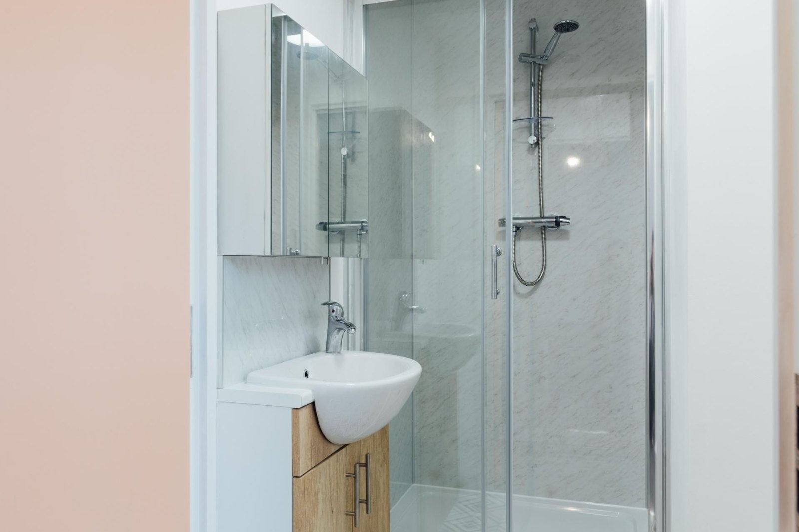 Room Devonshire Lane in Charnwood