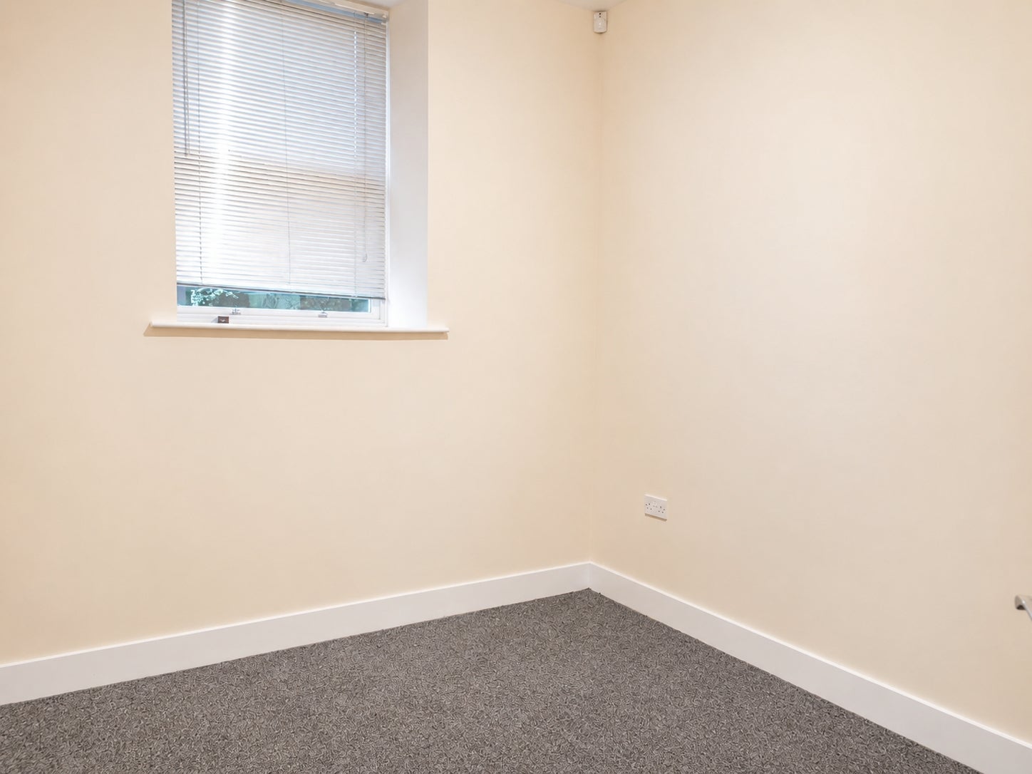Flat Savile Street in Kirklees