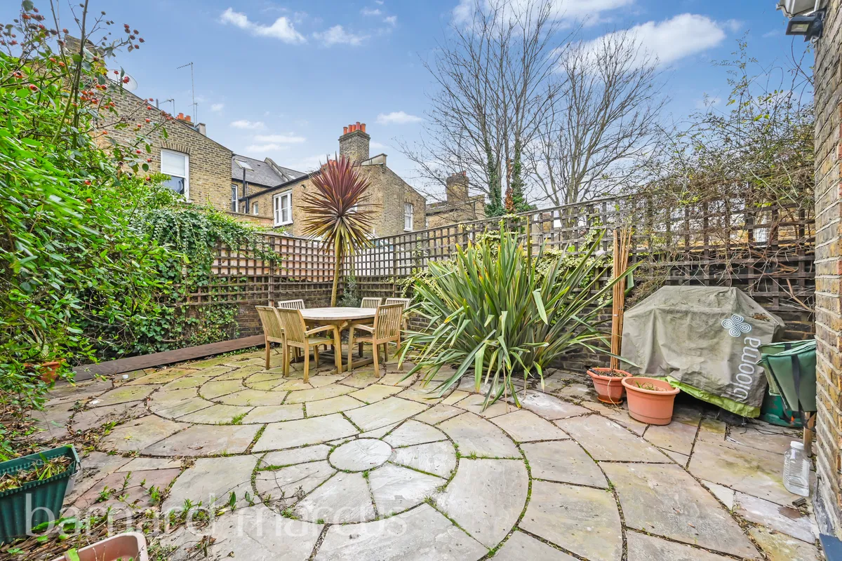 House Sedlescombe Road in Greater London