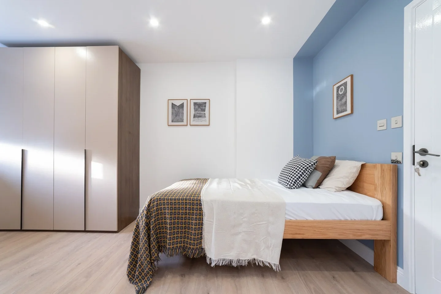 Room Miles Road in Epsom and Ewell