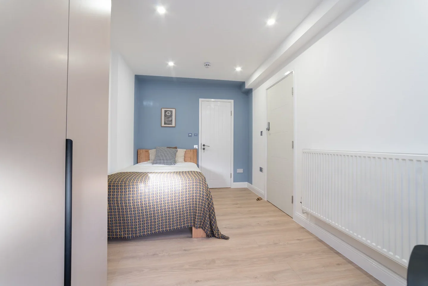 Room Miles Road in Epsom and Ewell