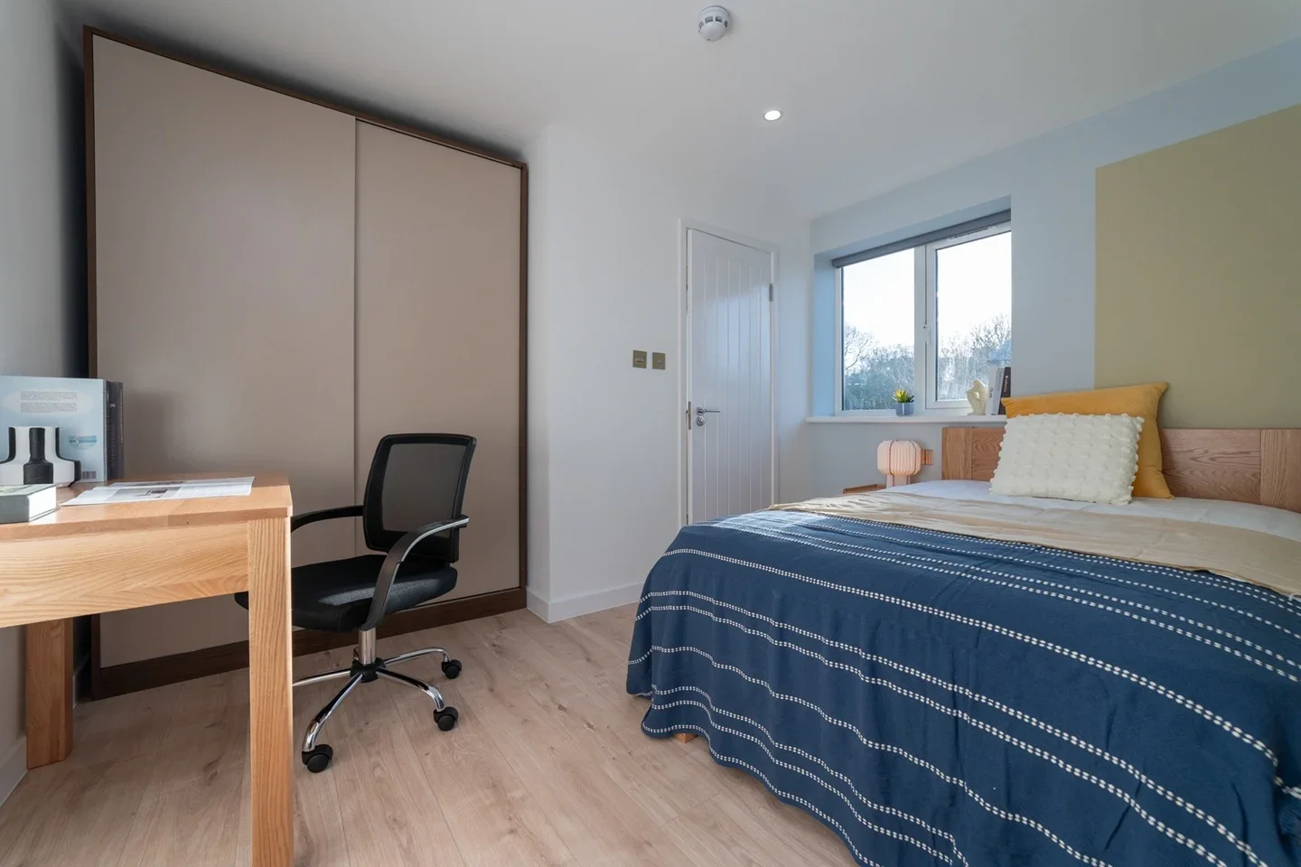 Room Miles Road in Epsom and Ewell