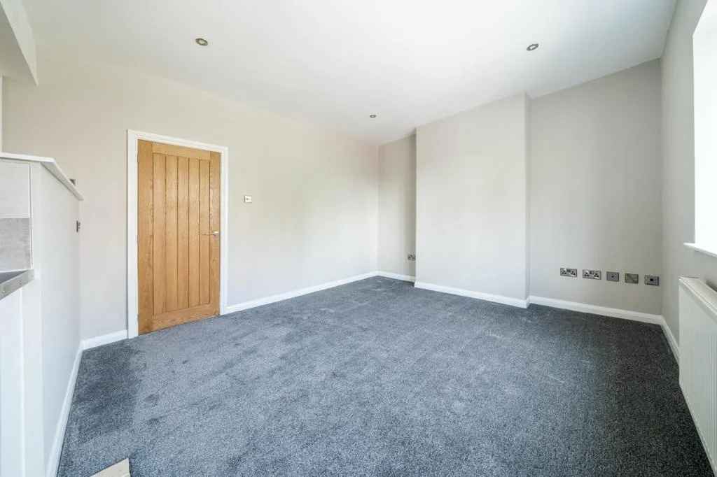 Flat Albert Road in Sheffield
